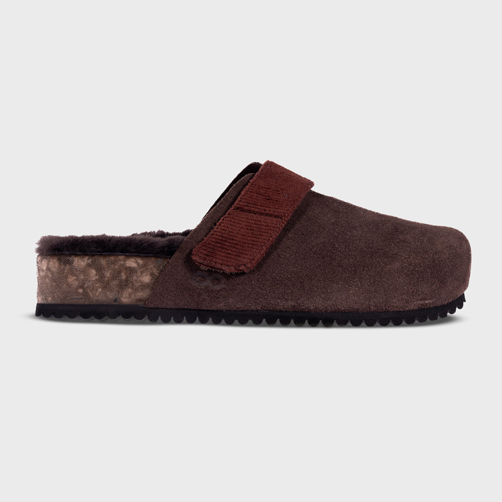 Cotton shoes.